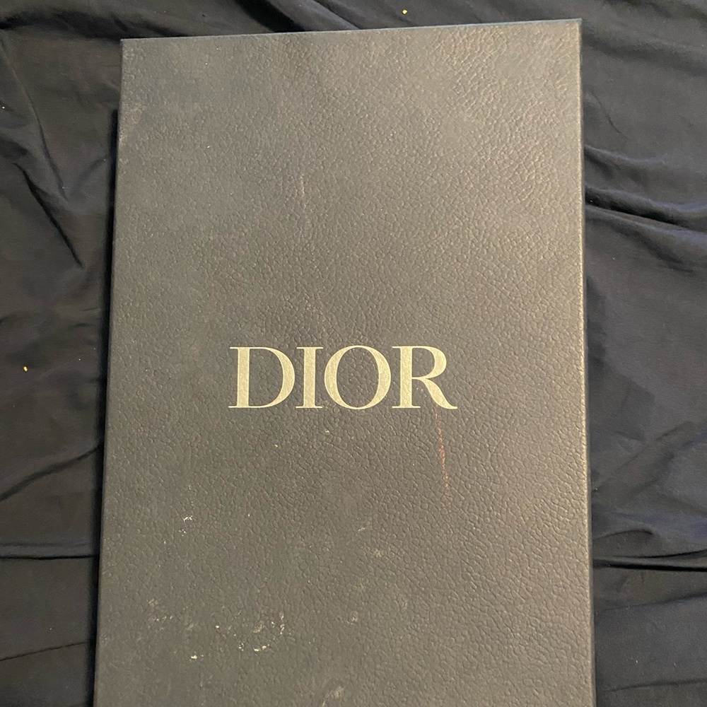 Dior shirt gift box